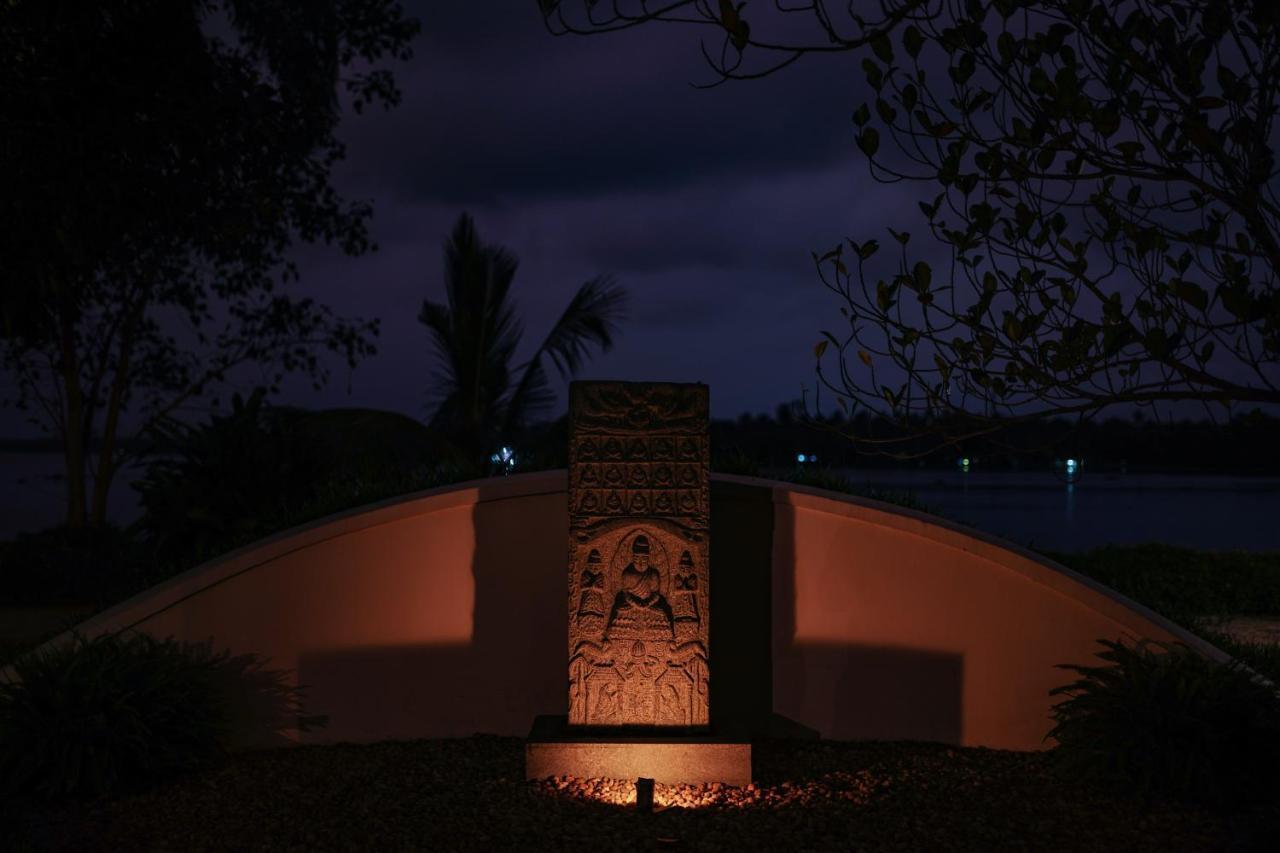 Vismaya Lake Heritage Turavūr Dış mekan fotoğraf